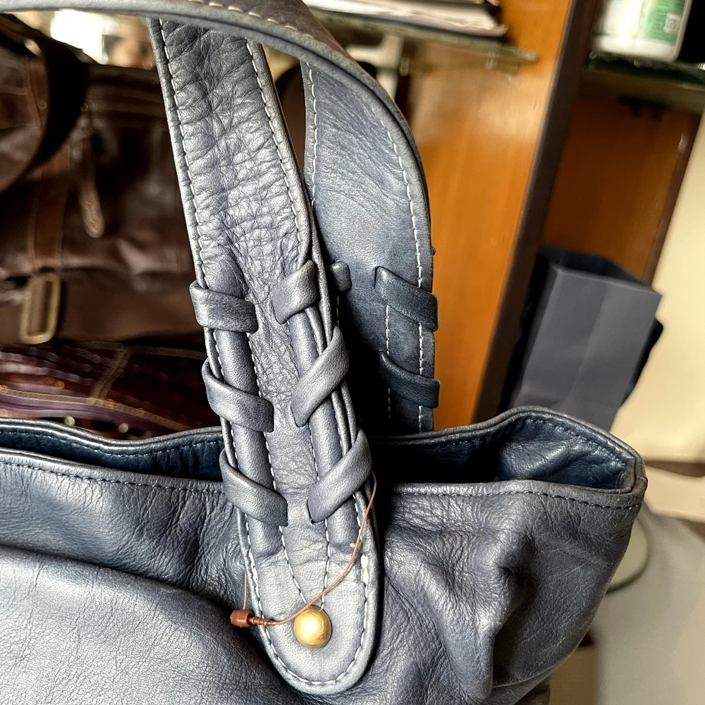 Yokohama's famous high quality branded bag KITAMURA motomachi genuine leather - Picture 6 of 17